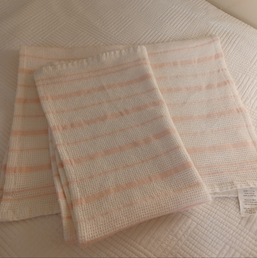 KATE SPADE Kitchen Towels - Picture 10 of 10